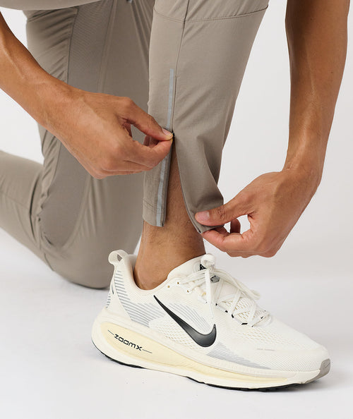 Carson Pant Taupe