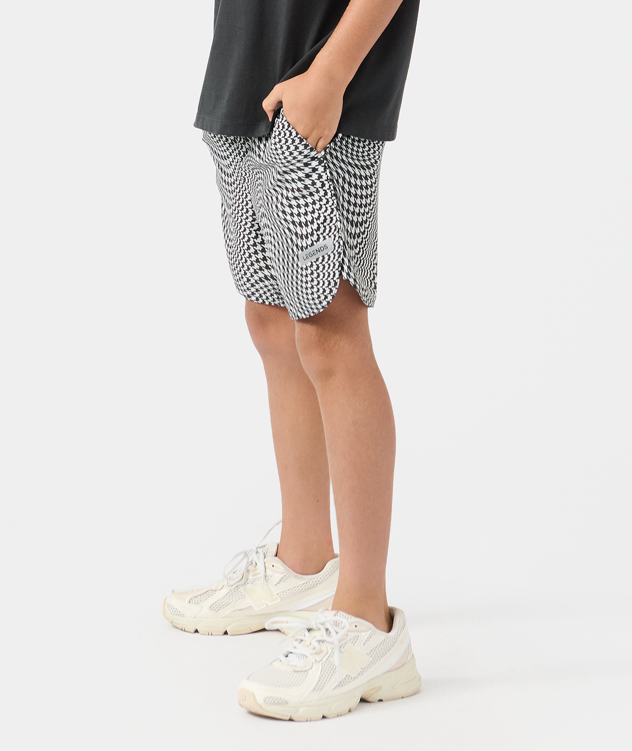Little Legends Luka Short Warped Houndstooth Faded Black
