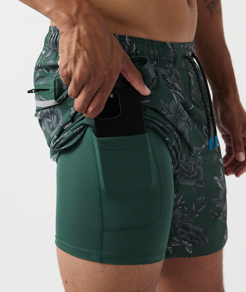 Luka Short Vintage Floral Dark Moss