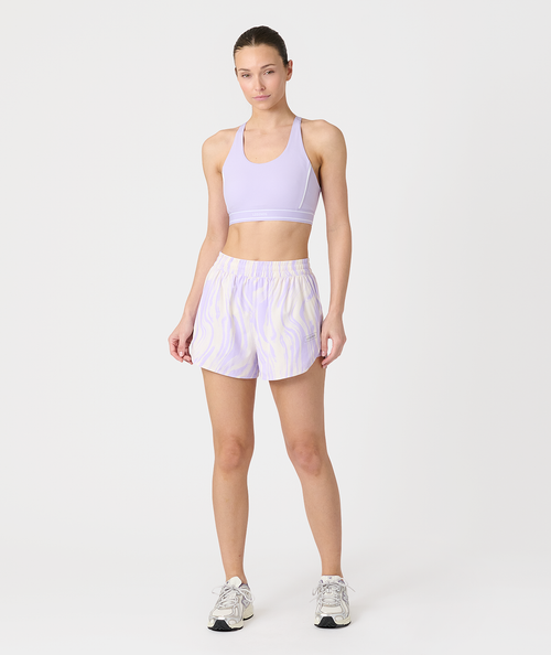 Leni Short Brushstroke Aura
