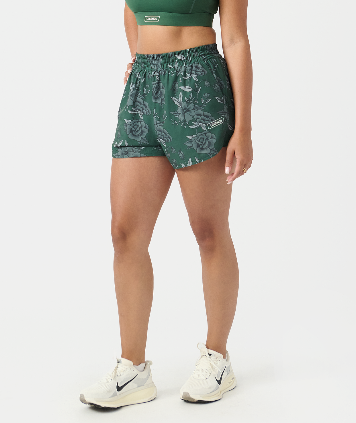 Leni Short Vintage Floral Dark Moss