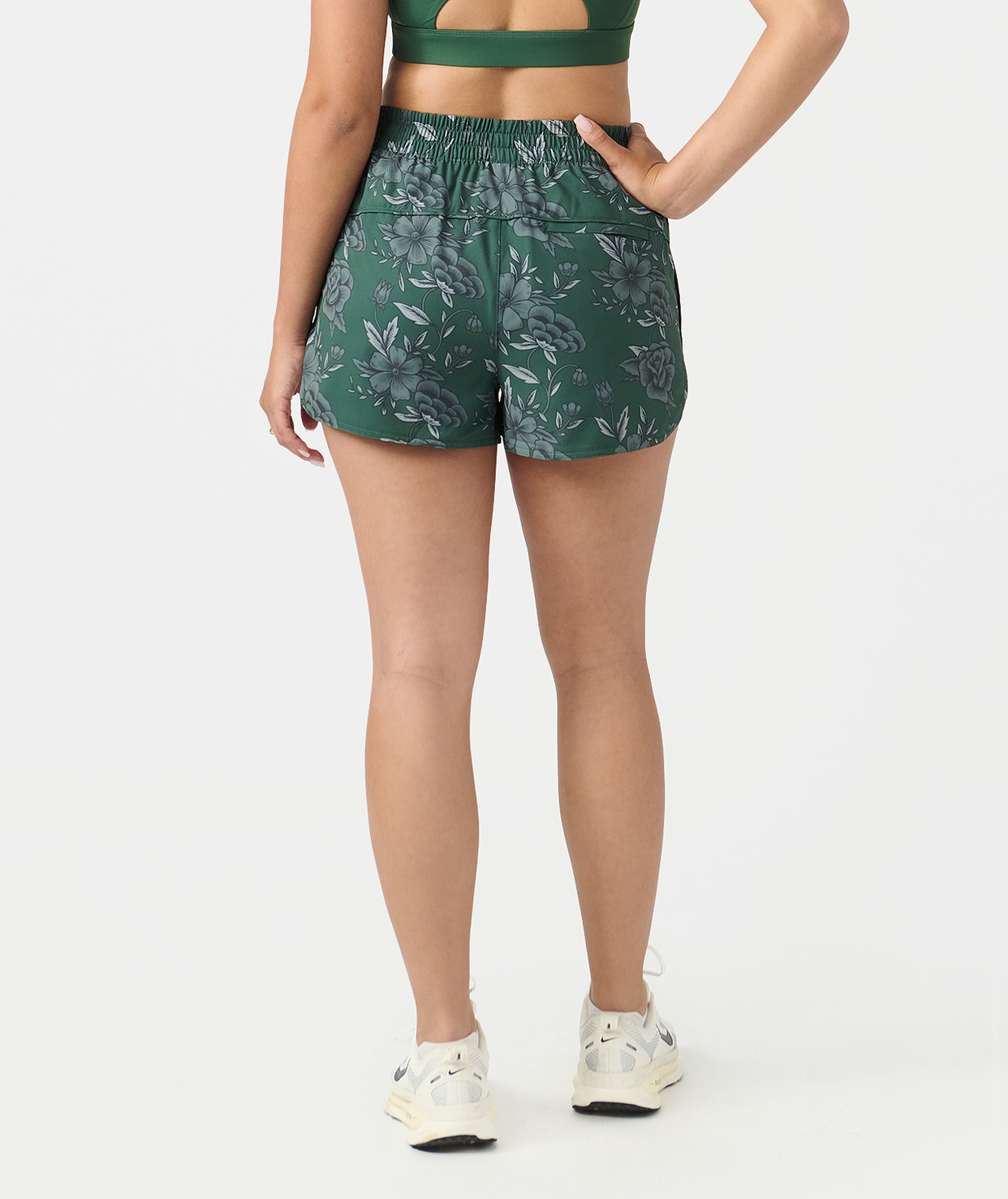 Leni Short Vintage Floral Dark Moss
