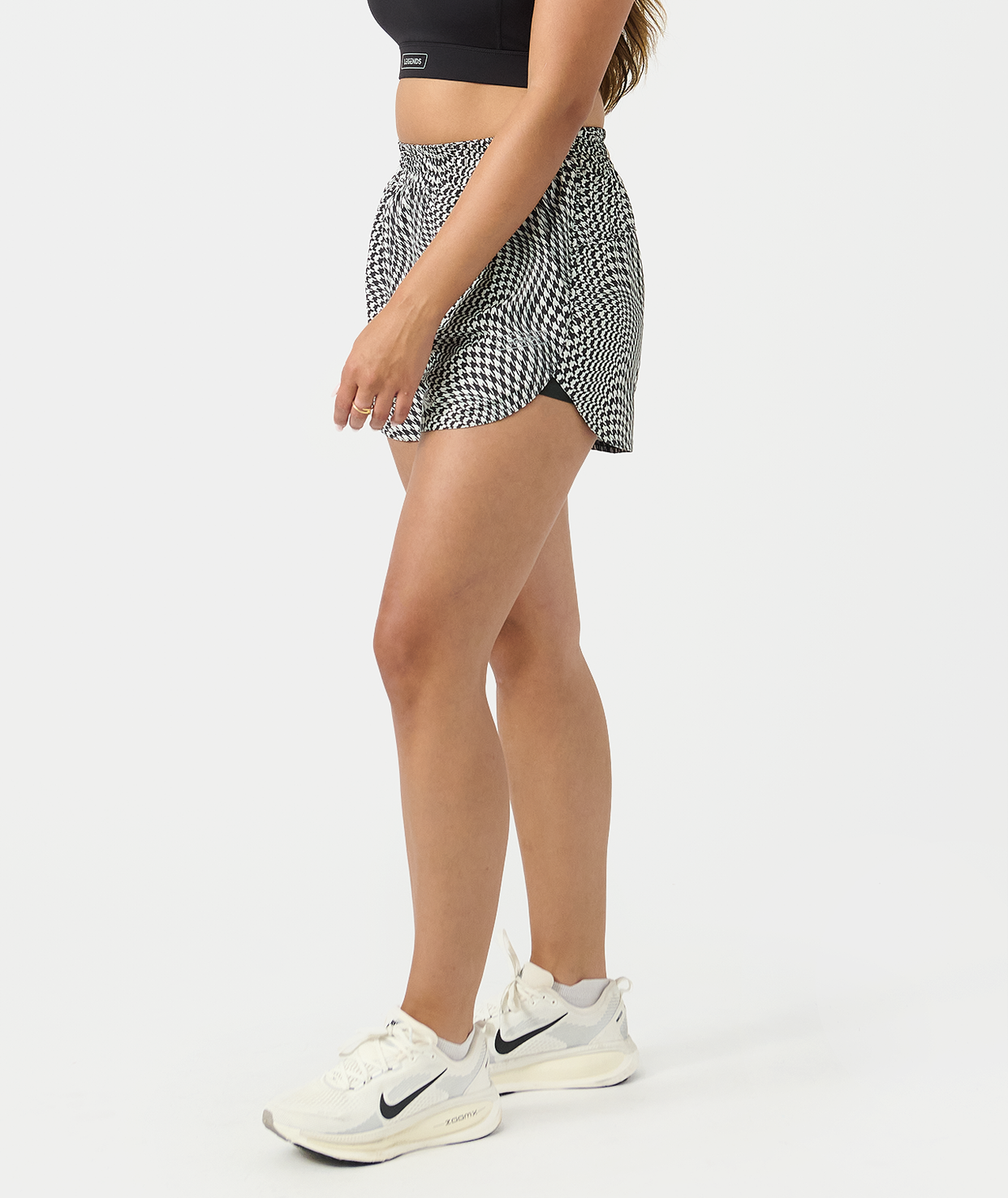 Leni Short Warped Houndstooth Faded Black