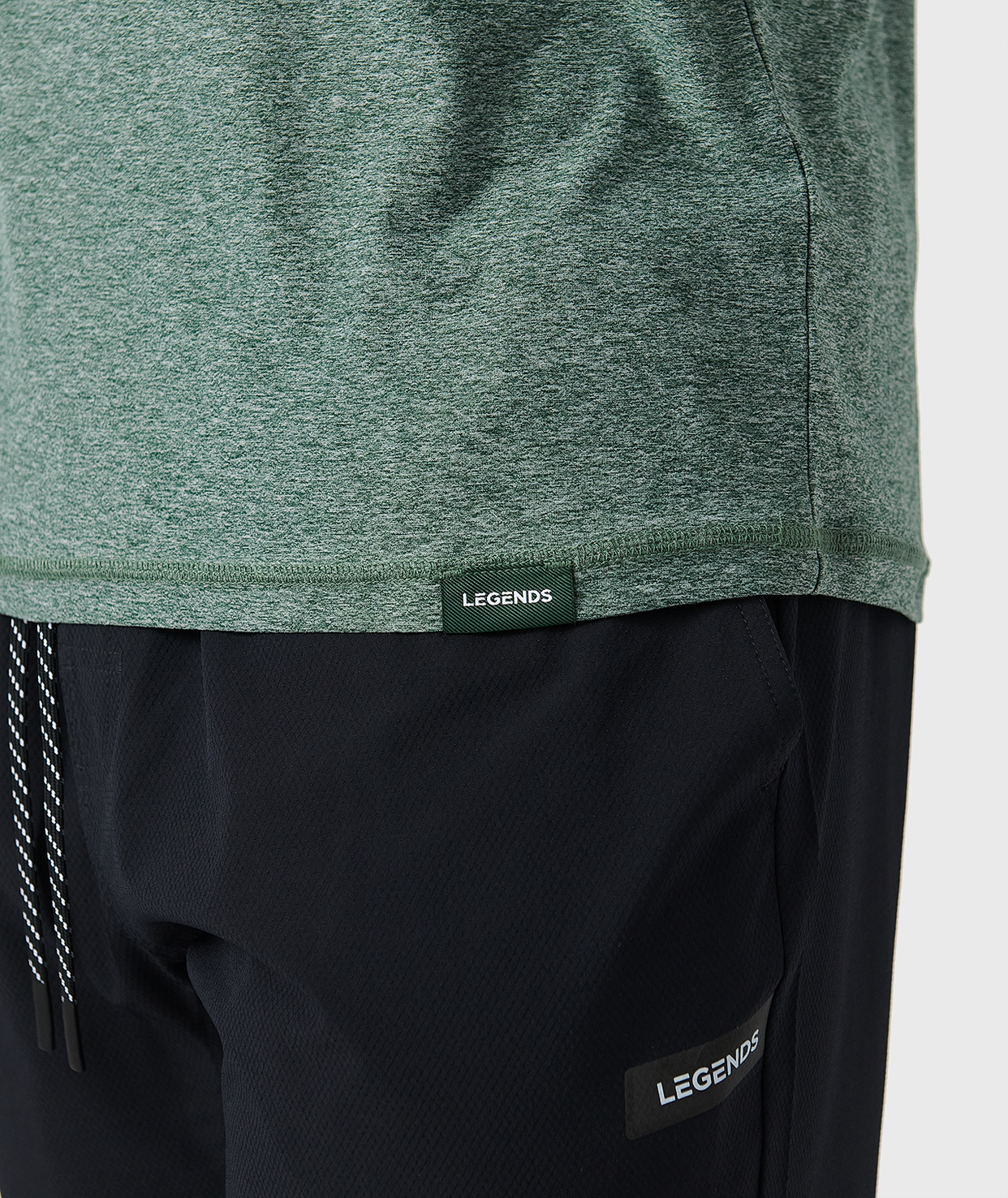 Aire Tee Dark Moss Heather