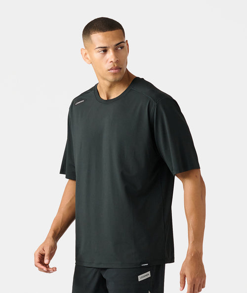 Barton Tee Black