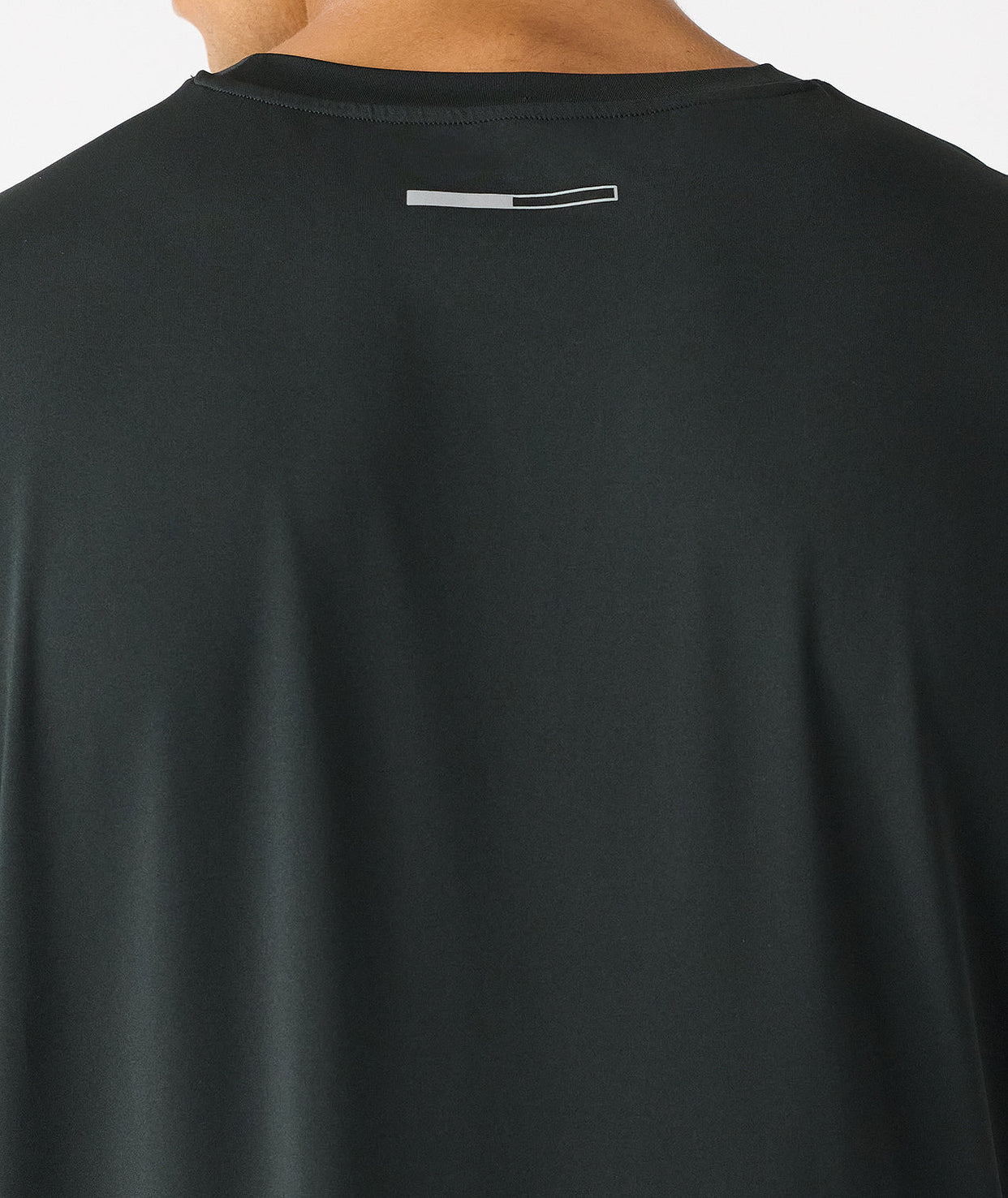 Barton Tee Black