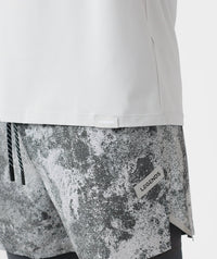 Barton Tee Platinum