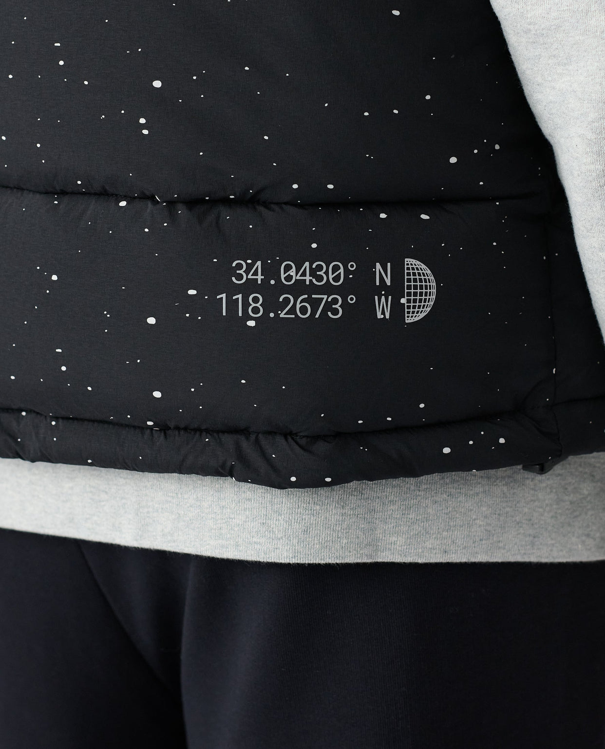 Alpine Puffer Vest Black White Splatter